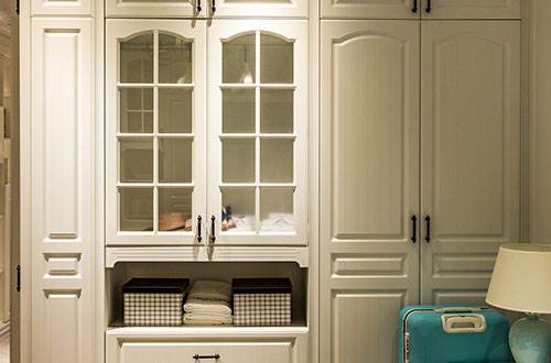 衛生間墻面貼什么瓷磚好