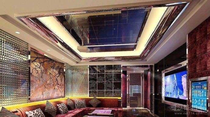 墻面瓷磚上有污漬怎么清除